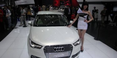 “時代新戰爭”——汽車展臺設計