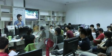 客戶為本，畢加展覽召開設計業務模擬溝通會議